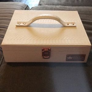 Bella lash extension aftercare kit